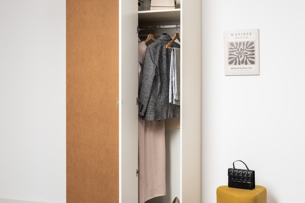 Шкаф угловой Марион 16.339 слоновая кость С341 PE, слоновая кость 6898 ПВХ (собирается на любую сторону)